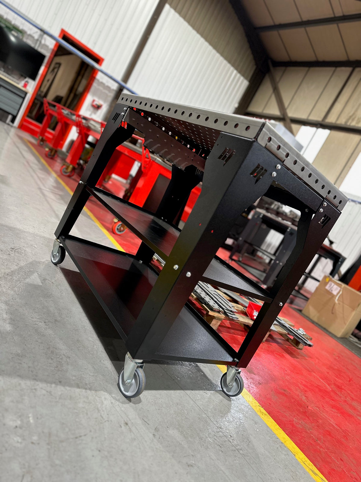 MAC Mobile Workshop Weld Table Trolley 1000 x 600mm Heavy Duty Work Station, view 5