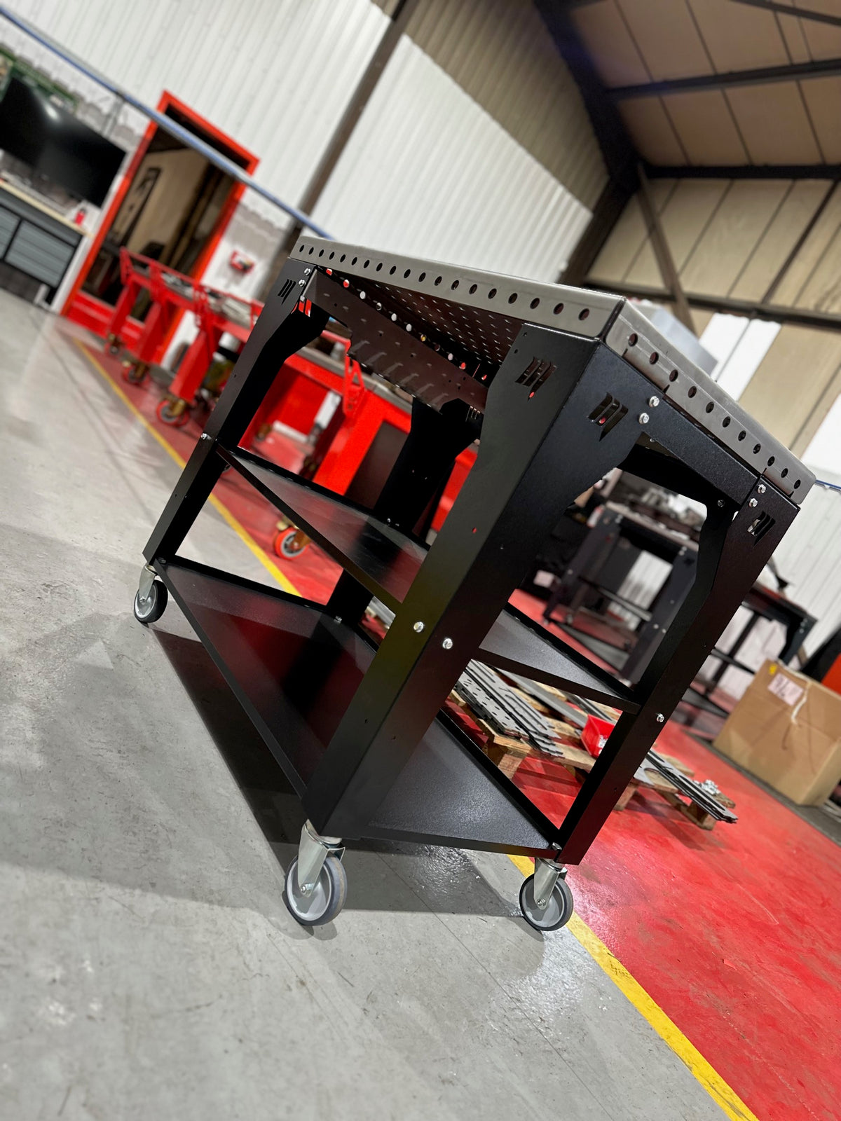 MAC Mobile Workshop Weld Table Trolley 1000 x 600mm Heavy Duty Work Station, view 6