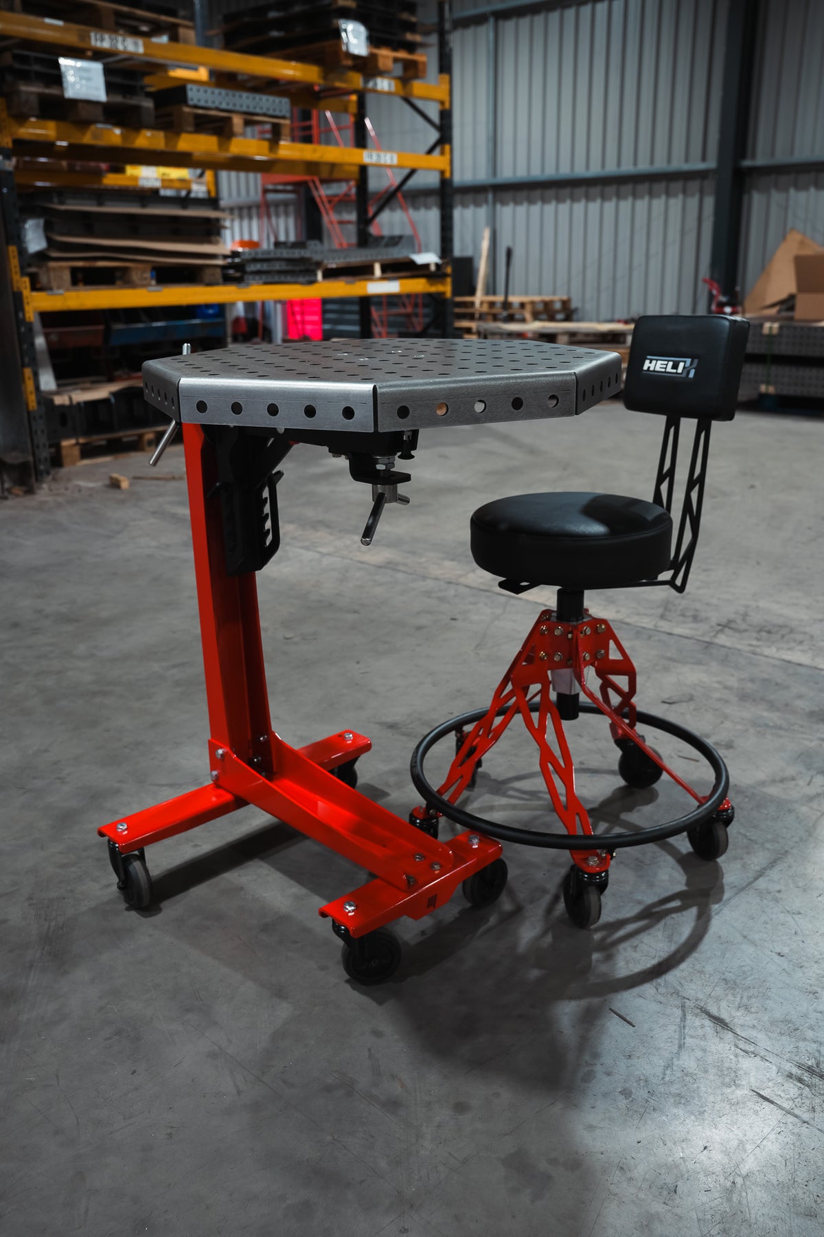 MAC Manipulator 16D Pivoting Welding Table