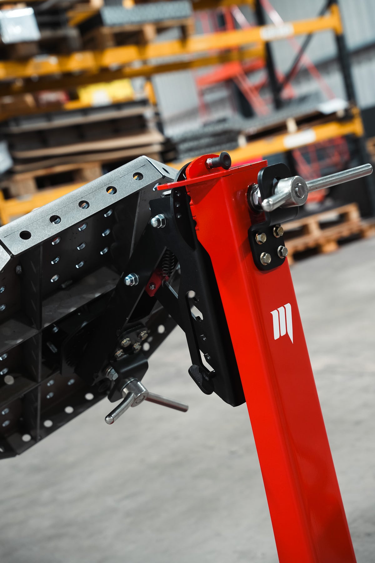 MAC Manipulator 16D Pivoting Welding Table