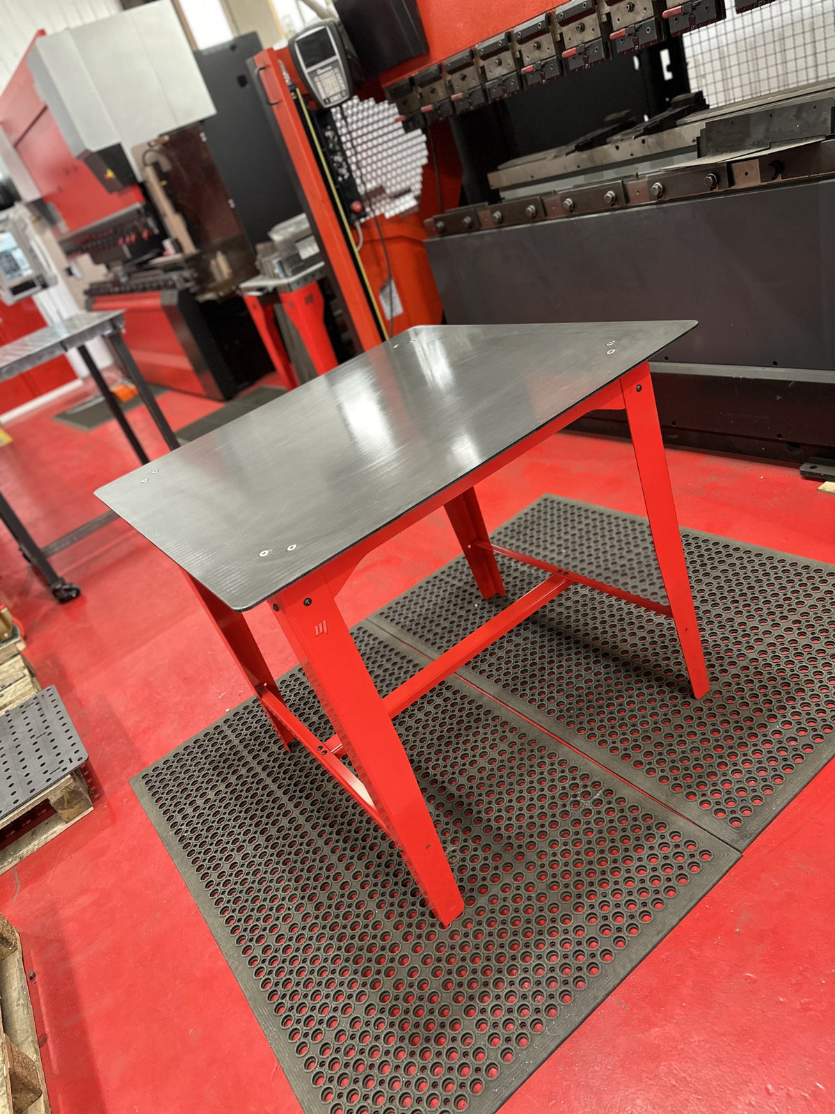 BASIC Workshop Table Heavy Duty 6mm Table Bench, view 4